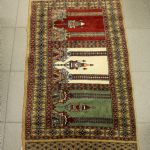 896 3451 PRAYERS RUG